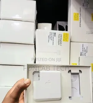 Original Macbook Adapter