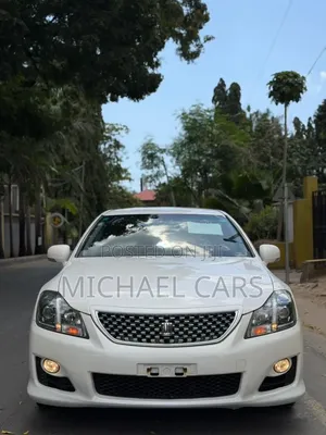 Toyota Crown Athlete 2009 White