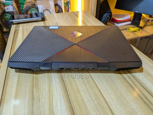 HP Omen 15 Laptop ya Michezo - Intel Core i7, 16GB RAM, 512GB SSD - 1