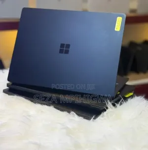 Microsoft Surface Laptop 4 - 16GB RAM, i7, 256GB SSD