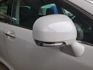 Toyota Crown 2009 White