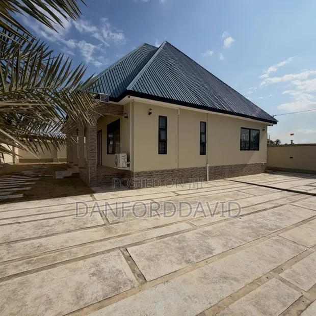 2 Bedroom Apartment for Rent in Kahwa Real Estate, Bunju - 1