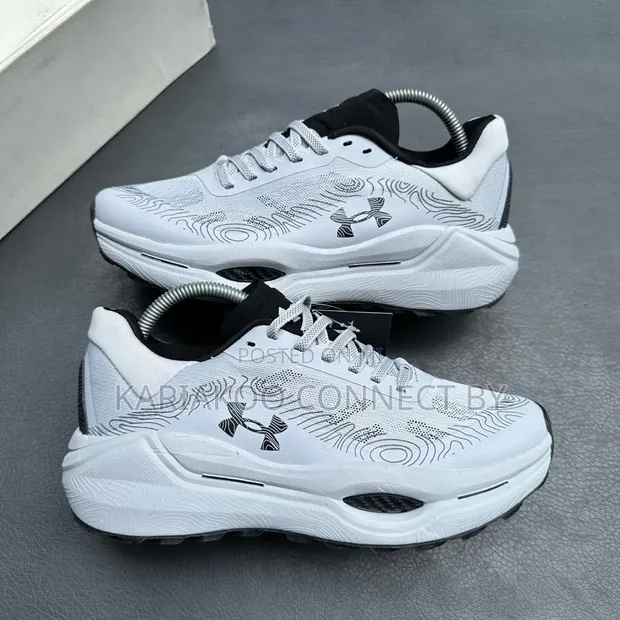 Nike Air Zoom Vomero Sneakers za Mchezo Mwepesi - 1