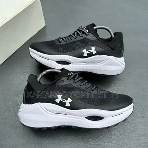 Nike Air Zoom Vomero Sneakers za Mchezo Mwepesi