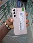 Samsung Galaxy S22 5G 128GB Refurbished - 1
