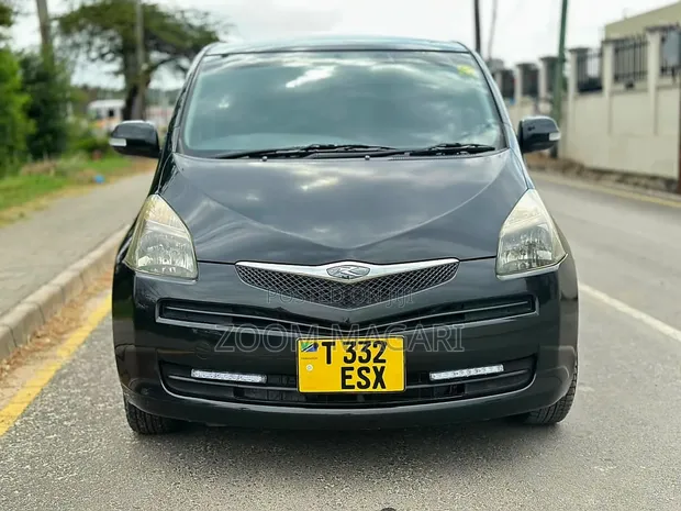 Toyota Ractis 2006 Black - 1