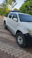 Toyota Hilux 2012 White - 3