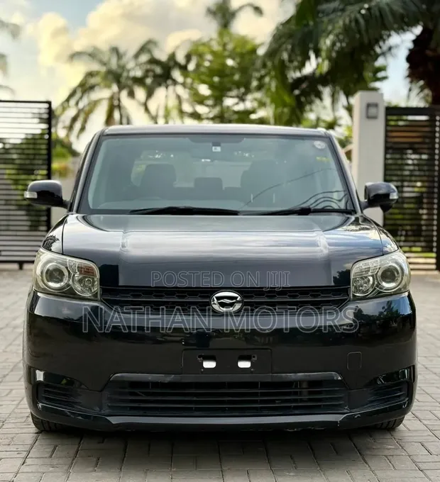 Toyota Corolla Rumion 2009 Black - 1