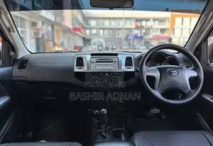 Toyota Hilux Workmate 4x4 2015