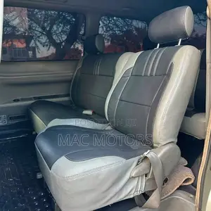 Toyota Noah 2.0 FWD (Viti 8) 2001 Silver
