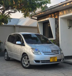 Toyota Corolla Spacio 2005 Silver Gold