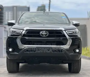 2024 Toyota Hilux 2.4L Diesel Black