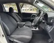 Toyota Vanguard 2010 White - 2