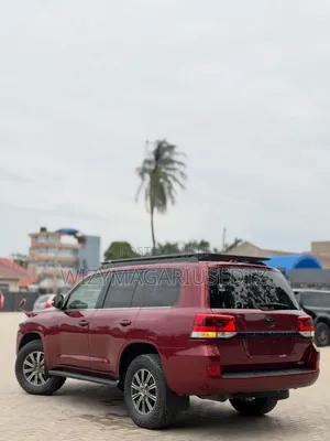 Toyota Land Cruiser 2018