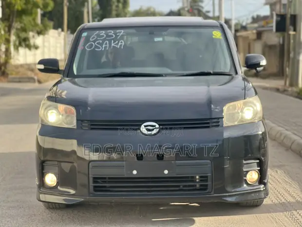 Toyota Corolla Rumion 2009 Black - 1