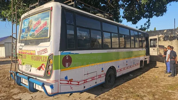 Tata LP Bus - 2023 - 1