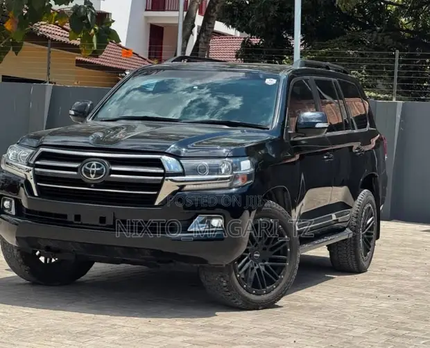2021 Toyota Land Cruiser VX.R Horizon - 1