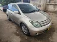 Toyota IST 2004 Beige - 2