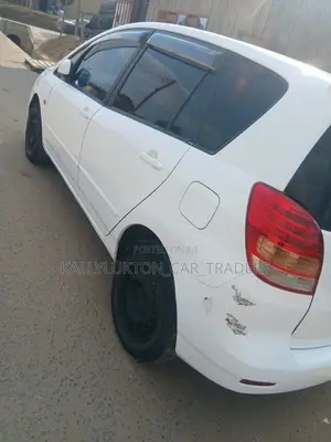 Toyota Corolla Spacio 2006 - White