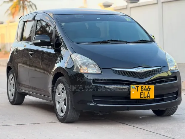 Toyota Ractis 2007 - 1