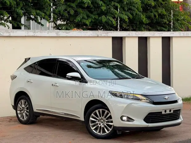 Toyota Harrier 2015 White - 1