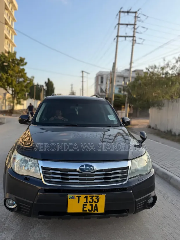 Subaru Forester 2009 Black - 1