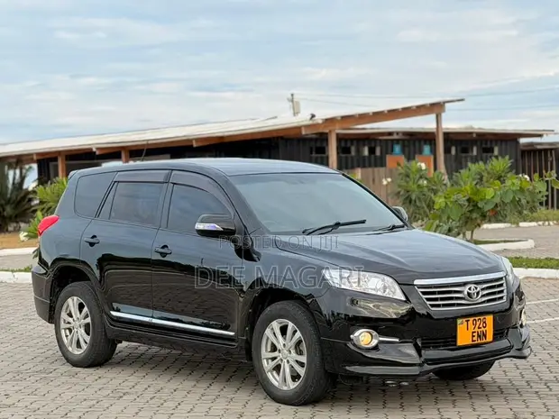 Toyota Vanguard 2010 Black - 1