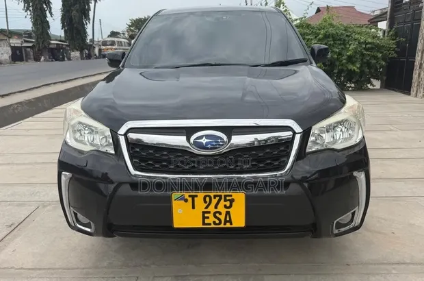 Subaru Forester 2013 Black - 1