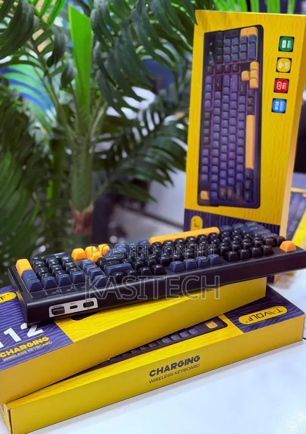 T12 Wireless Gaming Keyboard - 1