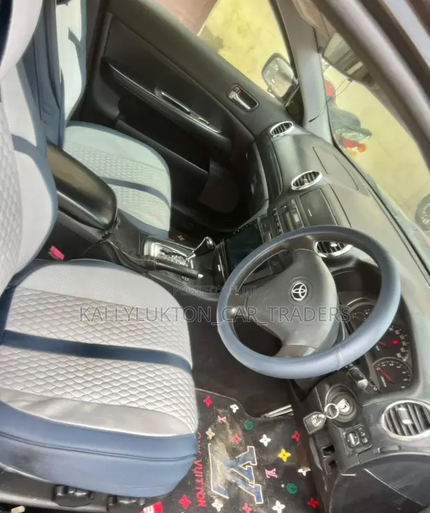 Toyota Verossa 2002 Black - 1