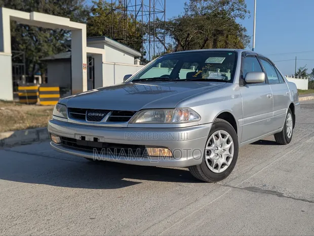 Toyota Carina 1999 Silver - 1