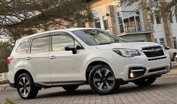 Subaru Forester 2016 White - 1
