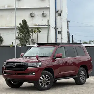 Toyota Land Cruiser LC200 V8 2017