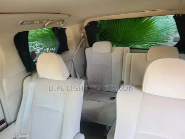 Toyota Alphard 2.4 Petrol AWD 2009 White - 1