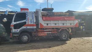 Mitsubishi Fuso Tipper Truck