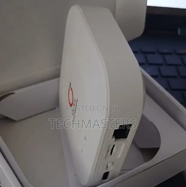 Olax MT30 4G LTE Mobile Wi-Fi Router (MiFi) - 1