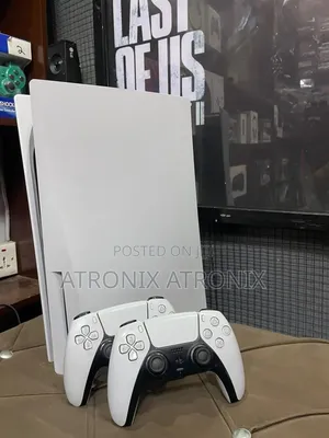 Sony PlayStation 5 Phat (500GB, 2 Controllers, 7 Games)