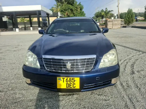 Toyota Crown 2001 Blue - 1