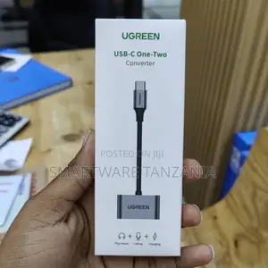 UGREEN USB-C Audio & Charging Splitter