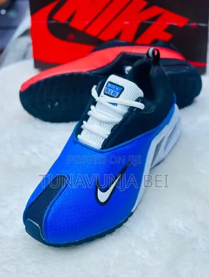 Max Air Sneakers