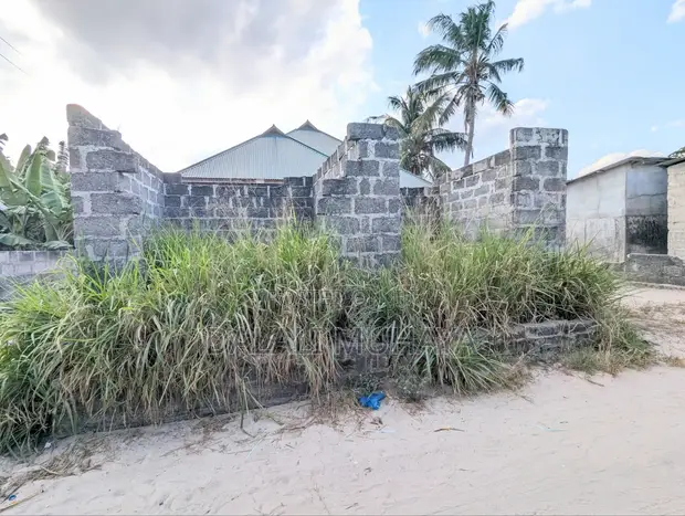 6-Bedroom House for Sale in Rada, Pugu - 1