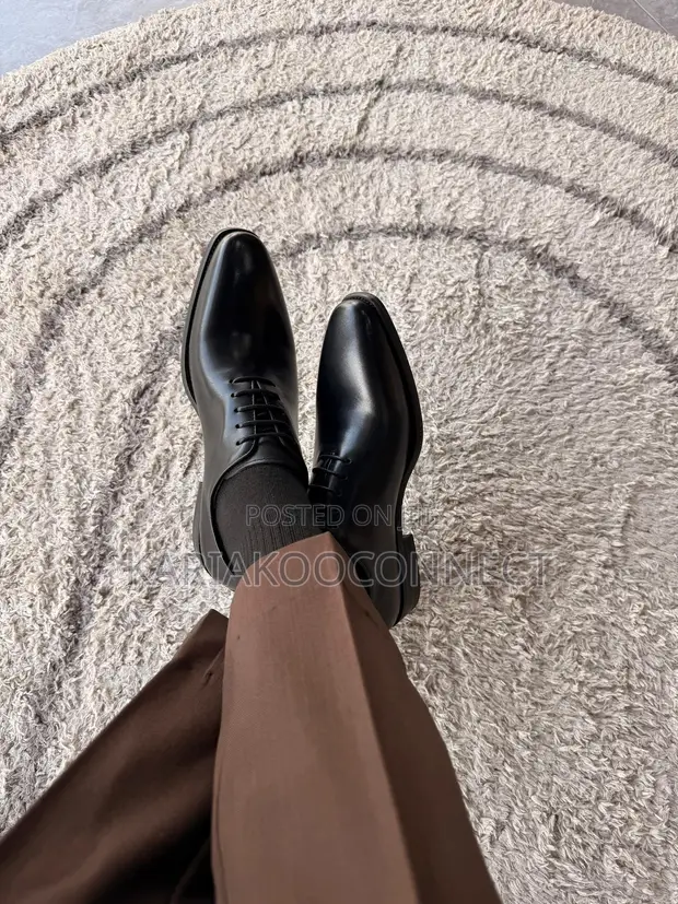 Elegant Men's Leather Dress Shoes - 1