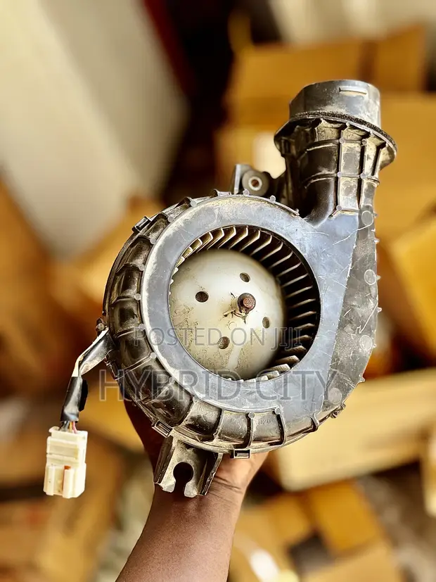 Honda Hybrid Battery Fan (Used) - 1