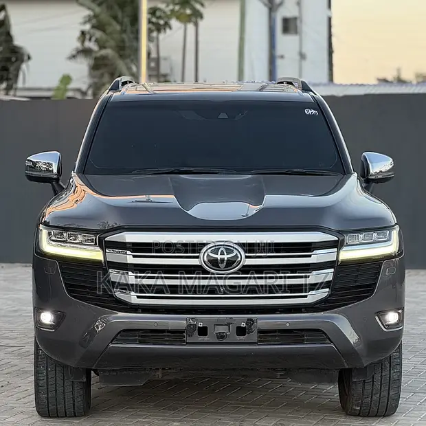 Toyota Land Cruiser LC300 VXR 2024 - 1