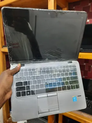 Laptop HP EliteBook 820 G1 - Core i5, 8GB RAM, 128GB SSD