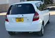 Honda Fit 2010 Nyeupe - 2