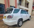 Toyota Harrier 2002 White - 3