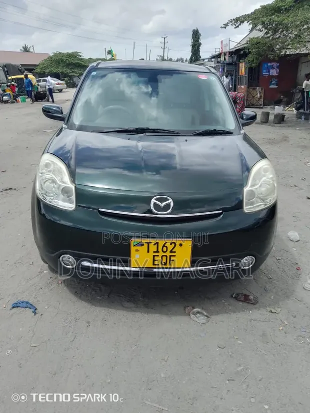 Mazda Verisa 2011 Green - 1