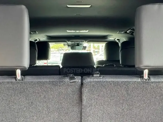Lexus LX 500d 2026 Silver - 1