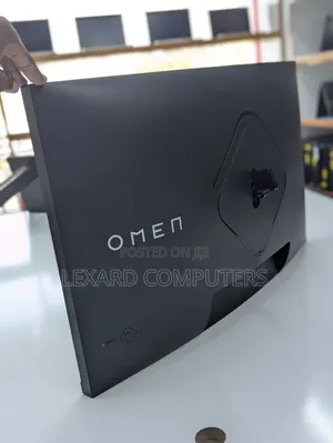 HP Omen 32c Curved Gaming Monitor